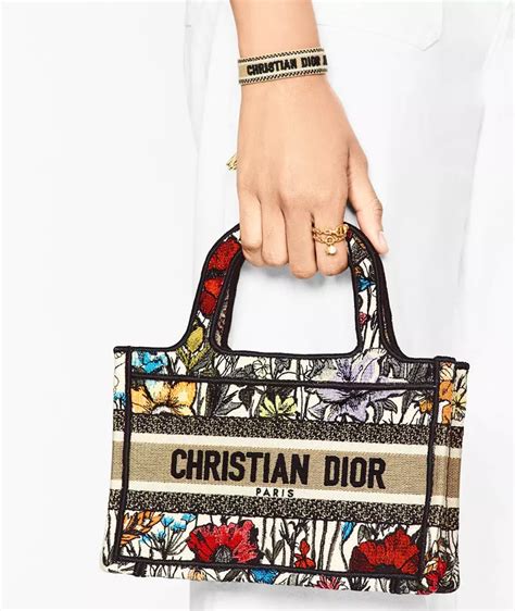 dior d bag|best christian dior bags.